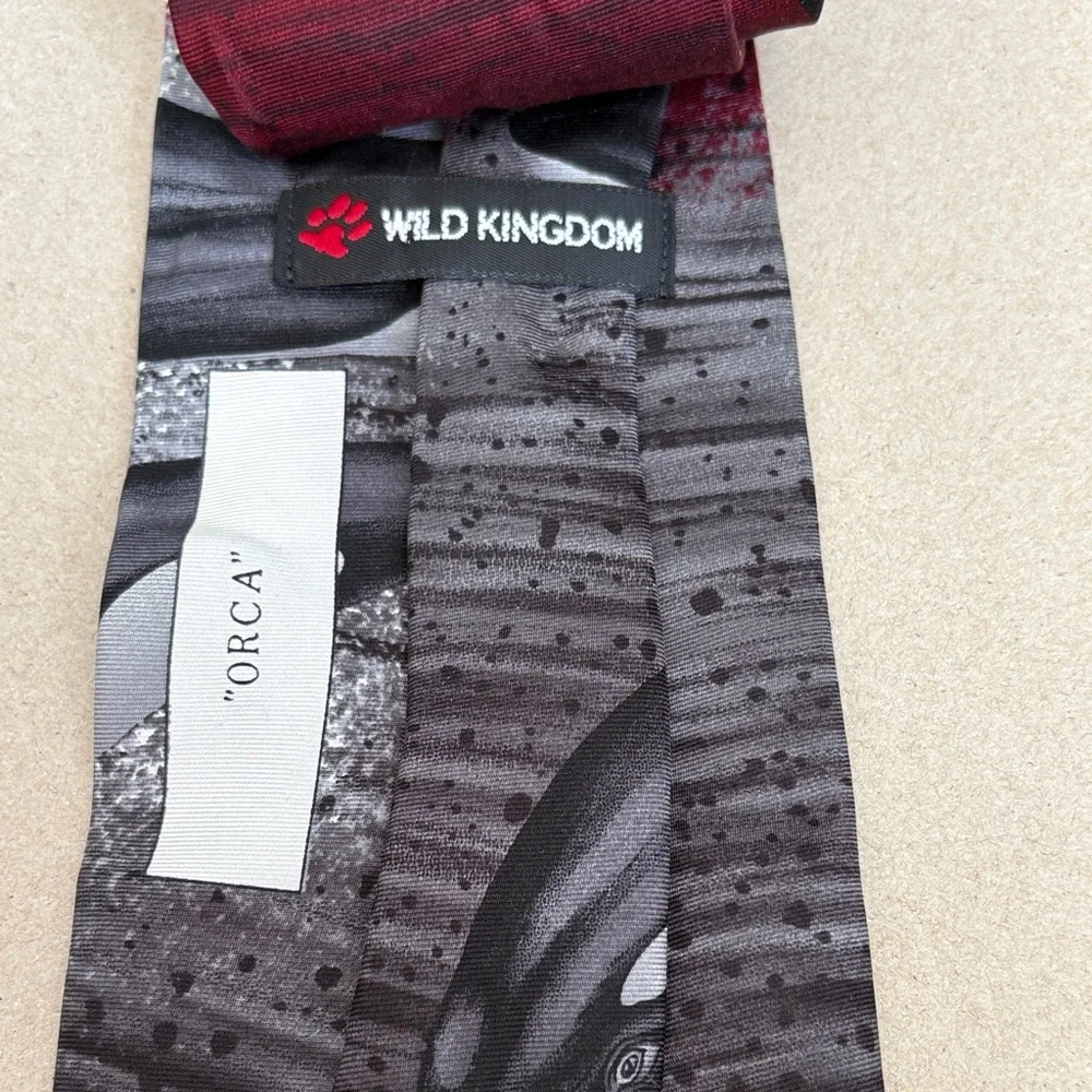 Wild Kingdom Orca Whale Print Novelty 100% Silk Necktie Grey, Black, and Red